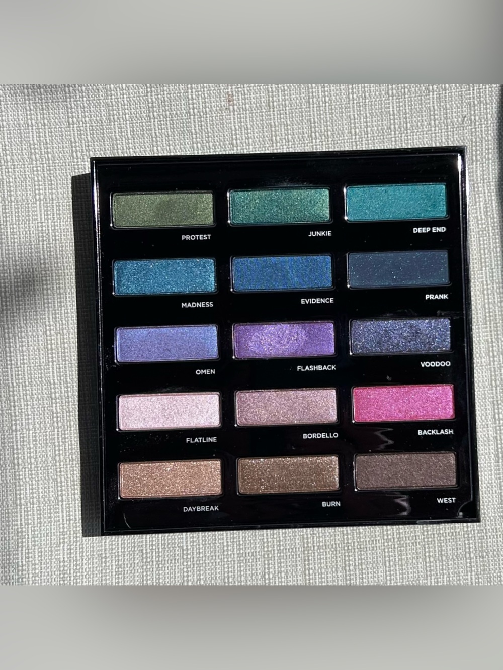 Urban Decay Urban Spectrum Eyeshadow Palette